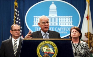 Le gouverneur de Californie, le démocrate Jerry Brown, le 19 mars 2015 à Sacramento
