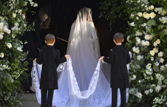 Video Mariage Princier Meghan Markle Portait Une Robe De