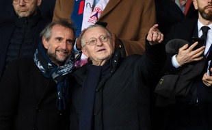 Jean-Michel Aulas avec Jean-Claude Blanc lors de PSG-OL au Parc des Princes, le 29 février 2020.