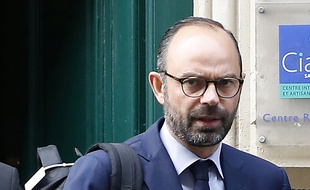 Le nouveau Premier ministre Edouard Philippe à Paris, avant de se rendre à Matignon pour la composition de son nouveau gouvernement, le 16 mai 2017.