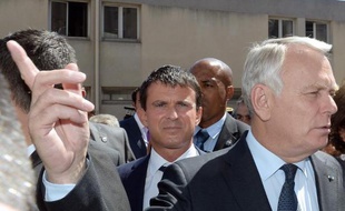 Jean-Marc Ayrault a assuré mercredi à l'Assemblée avoir "toute confiance" en son ministre de l'Intérieur, Manuel Valls, malgré leur récent différend au sujet de la capacité d'"intégration" des Roms en France.