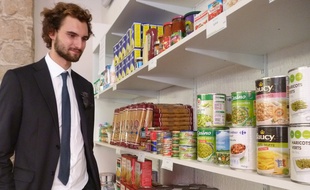 Le président de la Face 06 dans les nouveaux locaux de l'épicerie solidaire Agoraé