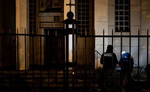 L'homme suspecté d'avoir grièvement blessé un prêtre orthodoxe par balles a reconnu les faits mais conteste l'intention d'avoir voulu le tuer.