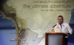 Le patron du Dakar, Etienne Lavigne, lors de la présentation de l'édition 2012, le 8 novembre 2011 à Paris.