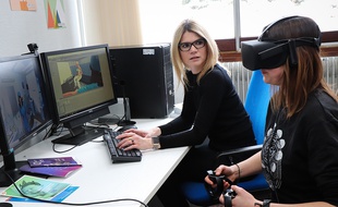 Un outil de réalité virtuelle a été mis au point à l'université Savoie Mont Blanc pour aider les femmes traumatisées par leur accouchement.