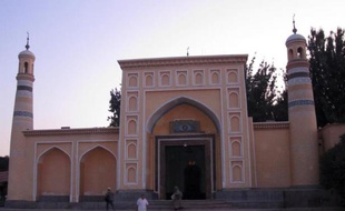 L'entrée de la mosquée de Kashgar dans la région musulmane du Xinjiang en Chine, le 2 aout 2011