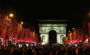 Coup d'envoi des illuminations sur l'avenue des Champs-Elysées, le 24 novembre 2019.