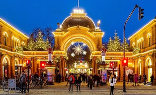 L'entrée du parc Tivoli à Copenhague