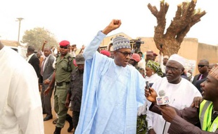 Le président nouvellement élu du Nigeria Muhammadu Buhari le 11 avril 2015 à Daura