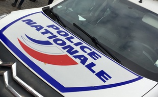 Voiture de police au centre de Lille en avril 2017