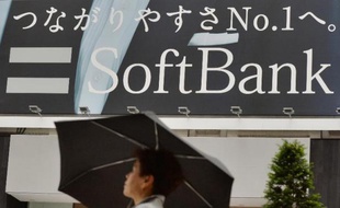 Le PDG du groupe japonais SoftBank, Masayoshi Son, a dit vendredi vouloir que sa société de télécommunications "devienne un jour le numéro un mondial", ajoutant même que ce n'était "pas un but, mais un point de départ".