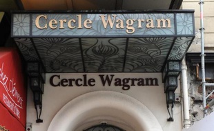 L'ancien cerveau du cercle Wagram, Jean-Angelo Guazzelli, a été condamné lundi à une peine de trois ans d'emprisonnement dont deux ferme par le tribunal correctionnel de Paris, qui a également prononcé des peines d'emprisonnement ferme à l'encontre des deux anciens gérants principaux.