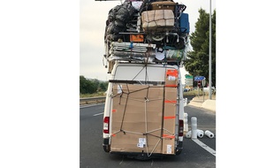 Le véhicule était en surcharge de quatre tonnes.