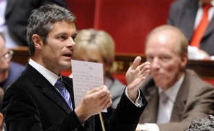 Le gouvernement a dévoilé mardi un nouveau plan de développement des services à la personne, destinée à simplifier l'accès à ces services et maintenir le rythme de 100.000 créations de postes par an, dans un secteur qui comptait fin 2008 plus de 2 millions de salariés.