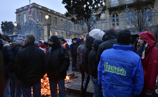 Des agriculteurs étaient réunis ce vendredi devant la préfecture Martenot à Rennes.