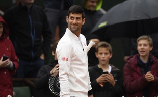 Novak Djokovic à Roland-Garros le 31 mai 2016.