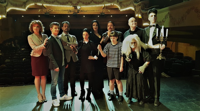 La Famille Addams : C'est La Fête VIDEO. La famille Addams présente sa comédie musicale à «20 Minutes»