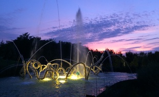 Les Grandes Eaux nocturnes à Versailles, le 26 août 2017.