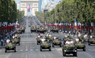 Après une cérémonie restreinte l'an dernier pour cause de pandémie, le traditionnel défilé militaire sera de retour ce 14-Juillet à Paris.