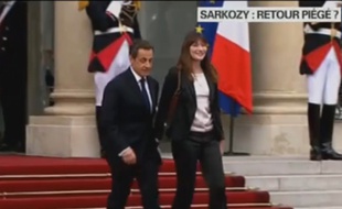 Deux ans après avoir quitté l'Élysée, Nicolas Sarkozy reste au coeur de l'attention médiatique