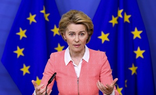 Brussels , 04/03/2020
press statement by President Ursula von der Leyen on the European Climate Law at the European commission
Pix : Ursula von der Leyen
Credit : Frederic Sierakowski / Isopix//ISOPIX_25385475-008/2003041400/Credit:Frederic Sierakowski / Is/SIPA/2003041403