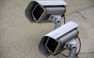 Des caméras de vidéosurveillance.