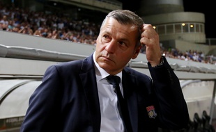 Bruno Genesio, ici lors du très décevant nul (1-1) ramené de Nicosie il y a deux semaines face à l'Apollon Limassol SAKIS SAVVIDES