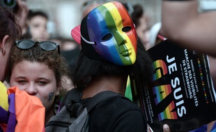 Des participants à la marche des visibilités, Festigays, à Strasbourg, le 13 juin 2015.