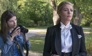 Anna Kendrick et Blake Lively dans L'ombre d'Emily de Paul Feig