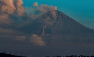 Le volcan Sangay en Equateur, le 13 juin 2020.