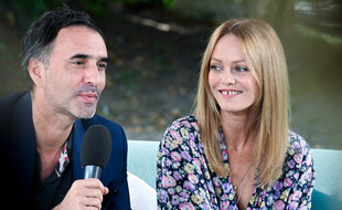 Le réalisateur Samuel Benchetrit et son épouse, l'actrice et chanteuse Vanessa Paradis