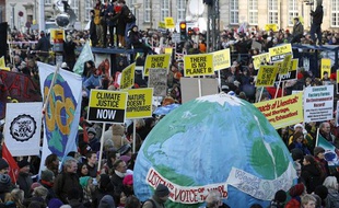Des manifestants pour le climat pendant le sommet de Copenhague en décembre 2009.
