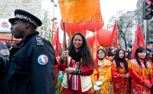 Paris le 29 janvier 2012. Quartier chinois 13e arrondissement av de Choisy. Av d'Ivry.Defile du Nouvel An Chinois.