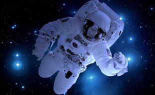 Astronaute dans l'espace