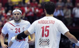 Les Danois Mikkel Hansen et Jesper Noddesbo, le 23 janvier 2011 à Malmo.