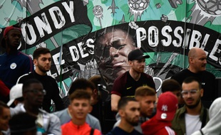 La fresque en l'honneur de Kylian Mbappé avait été installée en septembre dernier