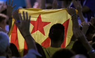 Drapeau pro-indépendance de la Catalogne.