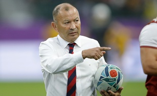 Eddie Jones, le sélectionneur de l'Angleterre, est un sacré personnage.