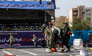 Au moins 24 personnes ont été tuées samedi 22 septembre 2018 dans le sud-ouest de l'Iran dans une attaque contre un défilé militaire revendiquée par Daesh.