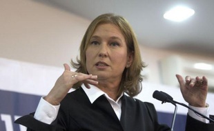 L'ex-ministre israélienne des Affaires étrangères et ex-chef du parti centriste Kadima, Tzipi Livni, a annoncé mardi son retour en politique et la création d'un nouveau parti centriste après quasiment sept mois d'absence.