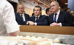 Emmanuel Macron, president de la Republique, Didier Guillaume, ministre de l'agriculture//04SIPA_15460013/2002221554/Credit:HAMILTON-POOL/SIPA/2002221605