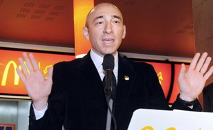 Premier non-Américain à se hisser dans la hiérarchie de McDonald's, Denis Hennequin, 52 ans, qui va prendre les rênes du groupe hôtelier Accor, a su transformer en à peine une décennie l'image de symbole de la malbouffe que le géant du hamburger-frites traînait dans son sillage