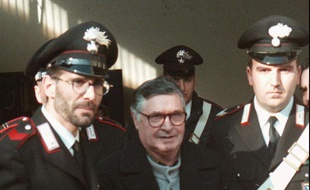 "Toto" Riina, le chef de la mafia sicilienne, le 16 janvier 1996.