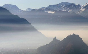 Après plus de cinq ans d'attente et de procédure, un méga-projet immobilier russe dans les Alpes suisses a reçu le feu vert du Tribunal fédéral helvétique, la plus haute instance juridique du pays.