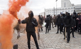 Des Black blocs, le 22 mars 2018 à Nantes.