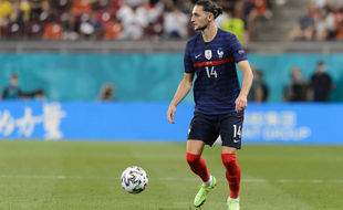 Adrien Rabiot lors de France-Suisse à l'Euro 2021 à Bucarest.