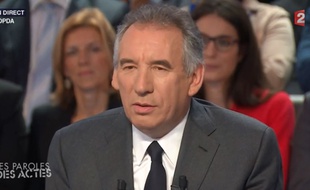 François Bayrou sur France 2, le 12 novembre 2015.