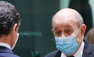 Jean-Yves Le Drian, le 22 février 2021 à Bruxelles.