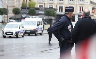 Illustration d'un intervention de la police ici à République, à Rennes.