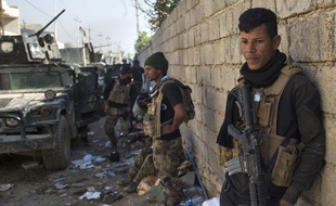Des soldats des forces spéciales irakiennes dans Mossoul, le 11 novembre 2016.